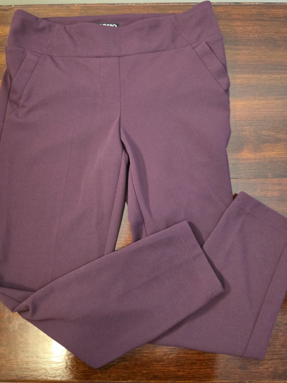 SOHO Apparel Women’s Burgundy Plum Dress Pants Size M Stretch Like New